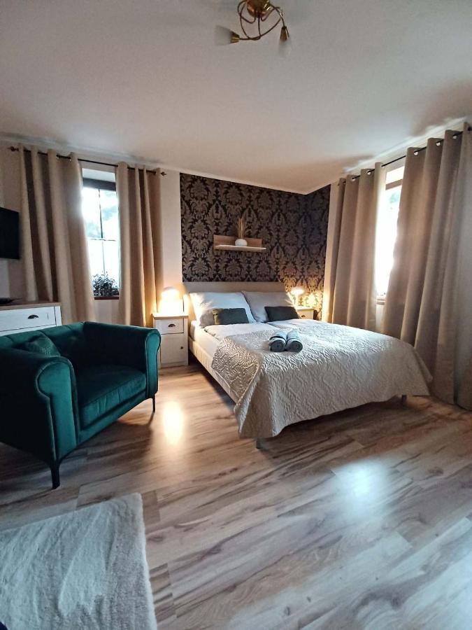 Ubytovani V Soukromi Na Sadove 906 - Valtice Esterno foto